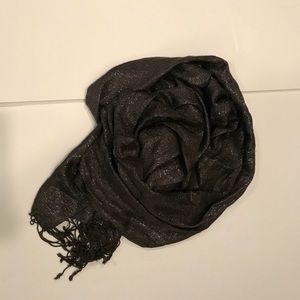 Dark grey shimmer scarf